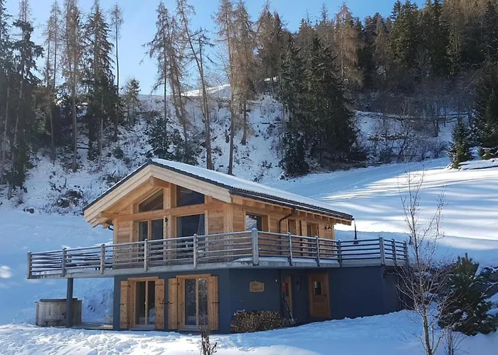 Kookaburra Chalet *